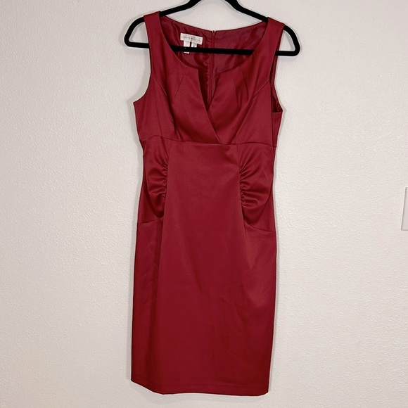London Style Classy Wine Red Formal Midi Dress Ruched Side Detail Peekaboo Bust - Picture 1 of 10